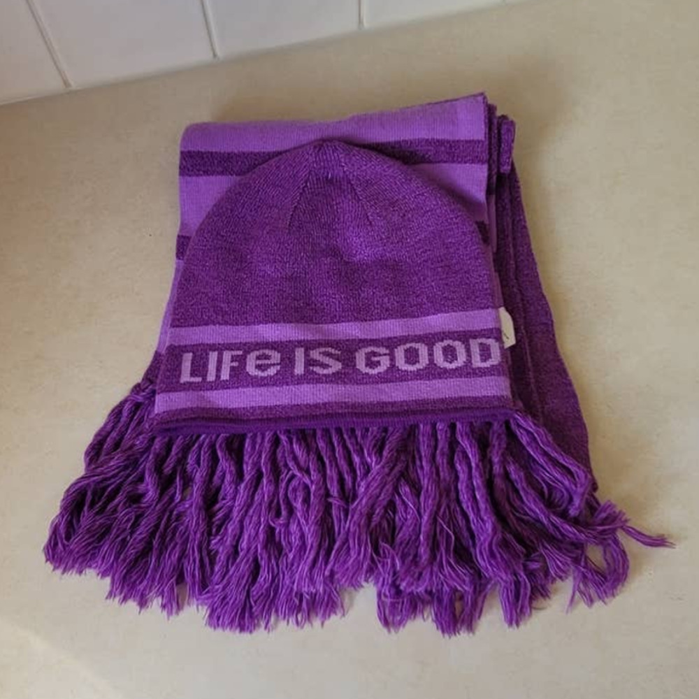 Life is Good Brand Scarf and Hat Set New